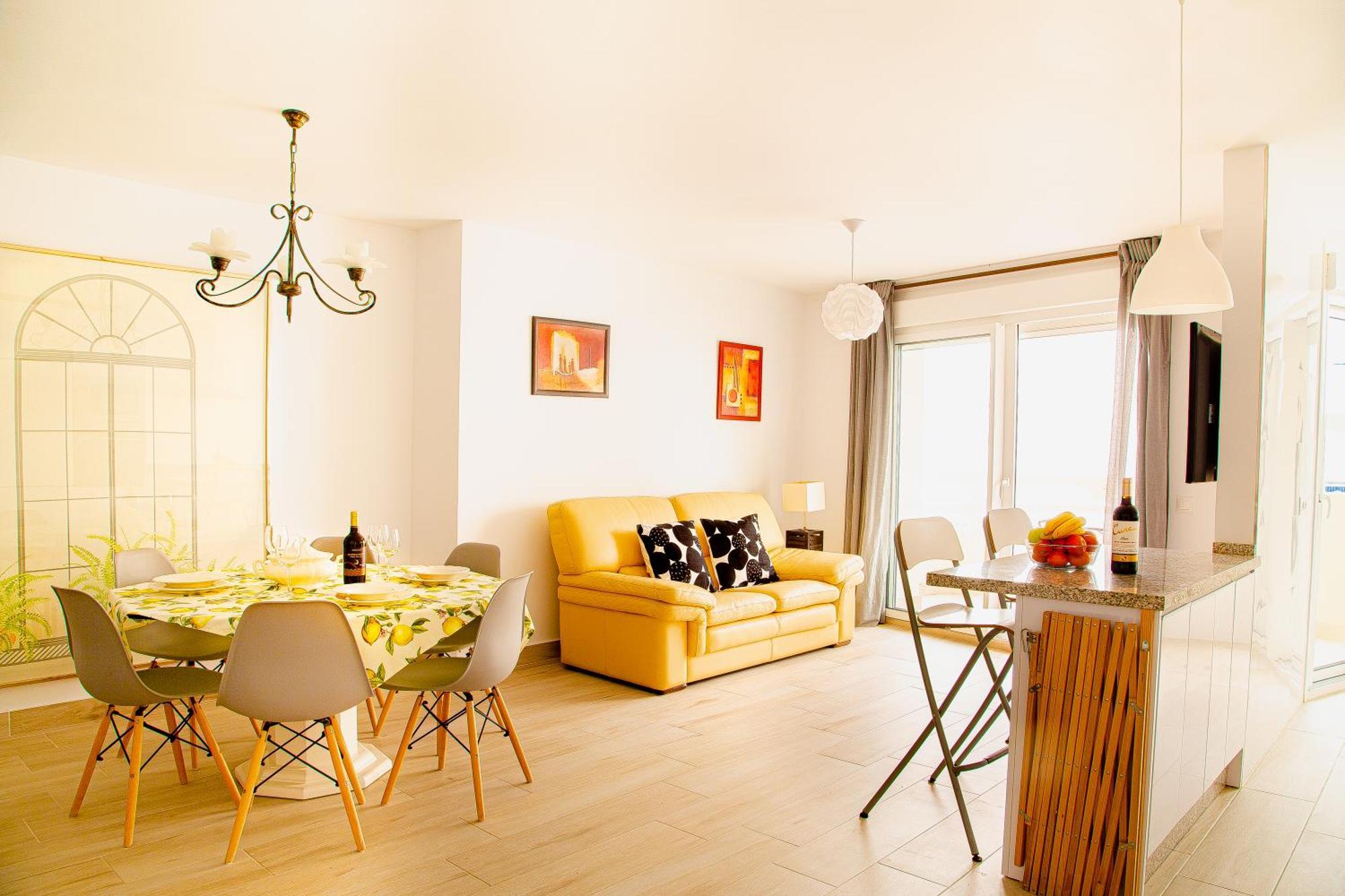 1ª Linea De Playa Marbell Center Apartment มาร์เบยา ภายนอก รูปภาพ