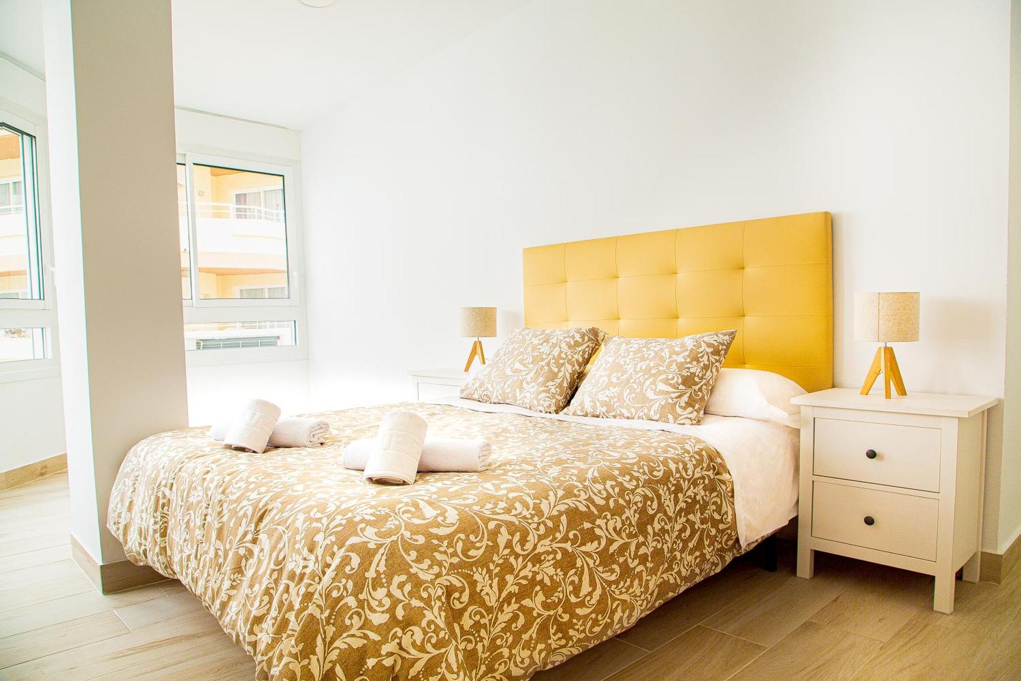 1ª Linea De Playa Marbell Center Apartment มาร์เบยา ภายนอก รูปภาพ